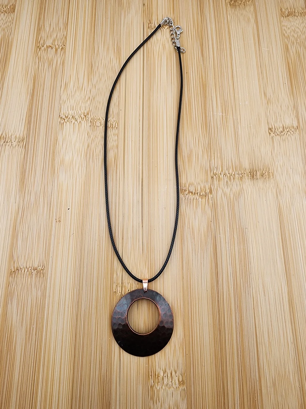 18in Adjustable Hammered Copper Circle Pendant Necklace in Brown